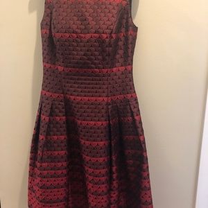 Holiday Red Carmen Marc Valvo, Size 4